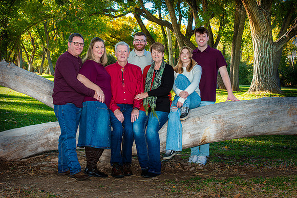 2116-SetzerFamily-WillowPondPhoto2024