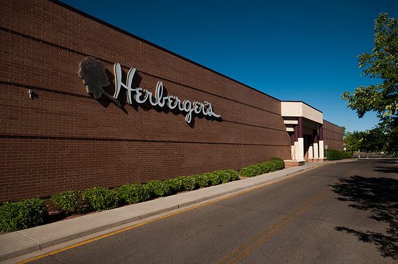 DLL_8494-MesaMall-6-13-DAVISPHOTO