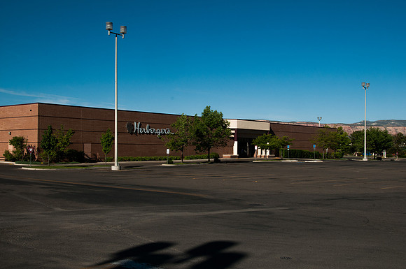 DLL_8492-MesaMall-6-13-DAVISPHOTO