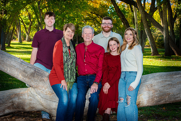 2087-SetzerFamily-WillowPondPhoto2024